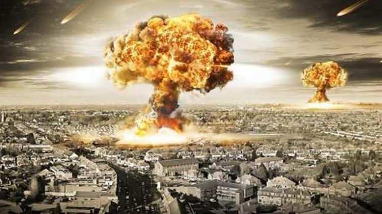 <p>Stockholm Uluslararası Barış Araştırmaları Enstitüsünün araştırmasına göre, Hiroşima'ya atılan atom bombasından 3 bin kat daha güçlü 12 bin 512 nükleer savaş başlığı, insanlığı tehdit ediyor.</p>
