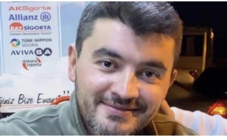 <p>YENİDEN RAPOR TALEBİ</p>
<p> </p>
<p>Savcı, mütalaasını sunmak için süre istedi ayrıca sanığın tutukluluk halinin devamını talep etti. Sanık avukatı, motosiklette yolcu olarak bulunan Gökhan Katıoğlu'nun kask takmaması ile ölümü arasındaki illiyet bağının araştırılması ve mevcut rapordaki eksiklerin giderilmesi için yeniden rapor alınmasını istedi. Mahkeme heyeti, sanık avukatının yeniden rapor alınması talebini reddederken, Gültekin'in tutuklulukta geçirdiği süreyi, atılı suçun taksirli suç olmasını ve tutuklamanın tedbir niteliğini dikkate alarak tahliyesine karar verdi. Heyet, duruşmayı mütalaanın sunulması için erteledi.</p>