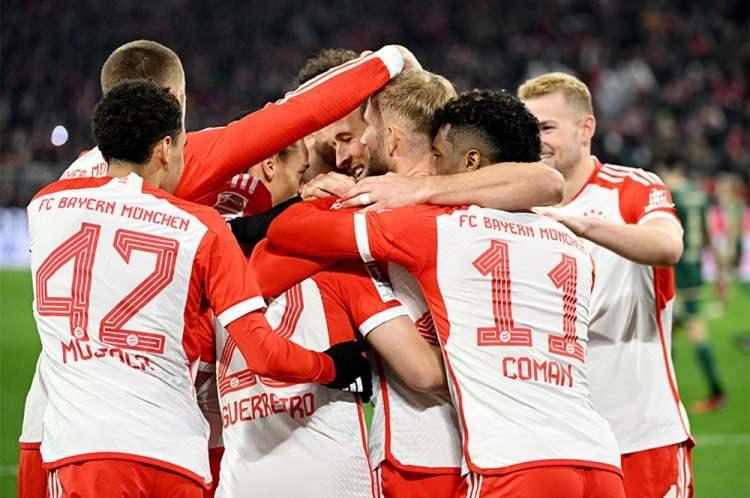 <p>Bayern Münih - 53 Maç (2012-13)</p>
