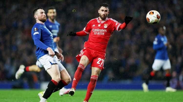 <p>Rangers'ın elenemesinin ardından, UEFA ülkeler sıralamasında Türkiye'nin bir basamak altında 10. sırada bulunan İskoçya'nın üst sıralara tırmanma şansı kalmadı.<br />
 </p>
