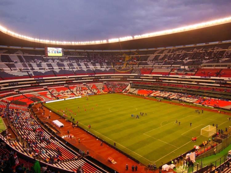 <p><span style="color:#000000"><strong>8. Azteca</strong></span></p>
