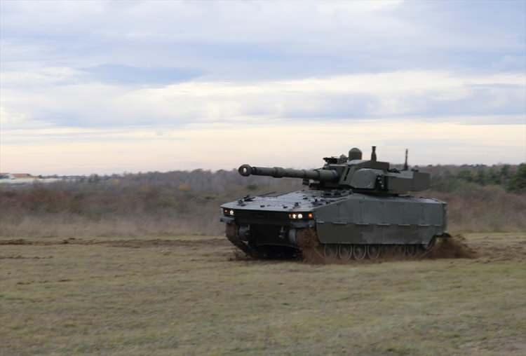 <p>Otokar, 1997'de askeri araçlarda 4 ülkeye ihracat yaparken 2023'te ülke sayısını 41'e çıkardı. </p>