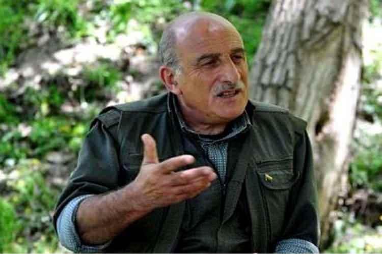 <p>PKK’nın elebaşlarından Duran Kalkan, yayınladığı videoda, “CHP’den seçilmiş insanlar doğru, dikkatli durmalılar. Ekrem İmamoğlu herkesi kucaklayacağım dedi. Oy vereni de vermeyeni de, ama oy vereni unutmamalı yani ters şeylere girmemeli. Girerse, toplum kendisine nasıl güvendiyse onu geri almasını da bilir” diyerek CHP’nin İstanbul adayı Ekrem İmamoğlu’na uyarı ve destek mesajları verdi. (14.05.2019)</p>