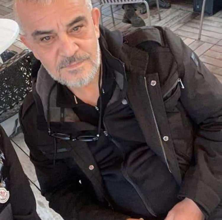 <p>2 silahını görünce kendimi korumak amacıyla can havli ile ateş ettim. Böyle bir şeyin olmasını istemezdim. Üzgünüm. Olayın nasıl olduğunu anlamadım. Şoka girdim. Bacağıma aldığım kurşunlarla ağrı ve yanma hissedince can havli ile silahımı ateşledim. Her şey bir anda oldu. Panik oldum” dedi.</p>
<p><strong>KAYNAK: DHA</strong></p>
