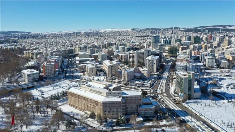 <p><strong>GAZİANTEP 4&deg;C, 18&deg;C</strong></p>

<p><br />
Par&ccedil;alı ve az bulutlu</p>
