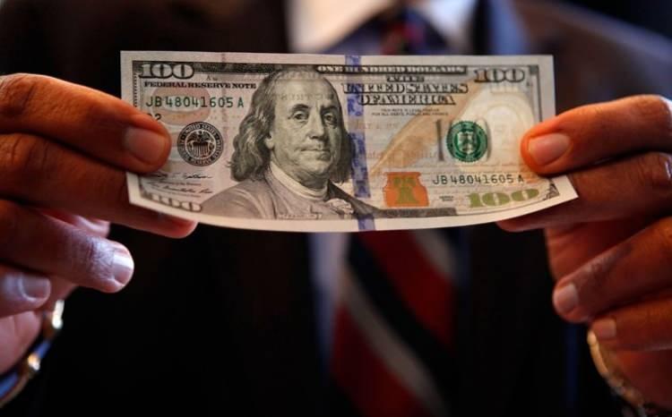 <p>Bunun bir nedeni, insanların işlemlerde 100 dolarlık banknotları daha az kullanması nedeniyle 100 dolarlık banknotların daha küçük kupürlere göre daha uzun ömürlü olmasıdır. Bazı işletmeler de 100 dolarlık banknotları ödeme olarak kabul etmeyebilir.</p>