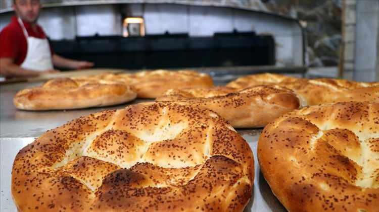 <p>Kahramanmaraş'ta da Ramazan'da b&uuml;t&uuml;n ekmekler susamlı &ccedil;ıkar.</p>
