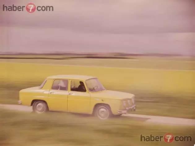 <p>1970 Renault 8 S</p>
<p> </p>
