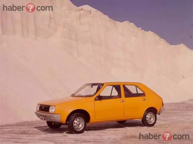 <p>1976 Renault-14-L</p>
<p> </p>