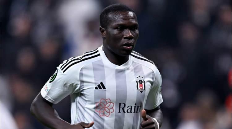 <p>VİNCENT ABOUBAKAR - MAAŞ: 3.1 MİL. €</p>
