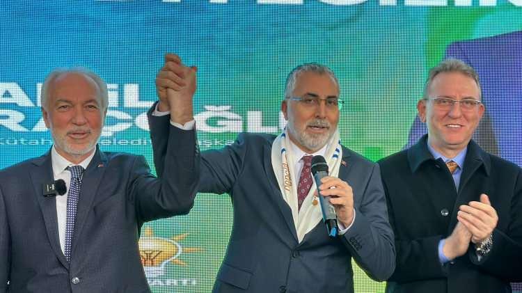 <p> Çünkü kalkınma dediğimizde hep birlikte bir kalkınmadan söz edebiliriz. </p>