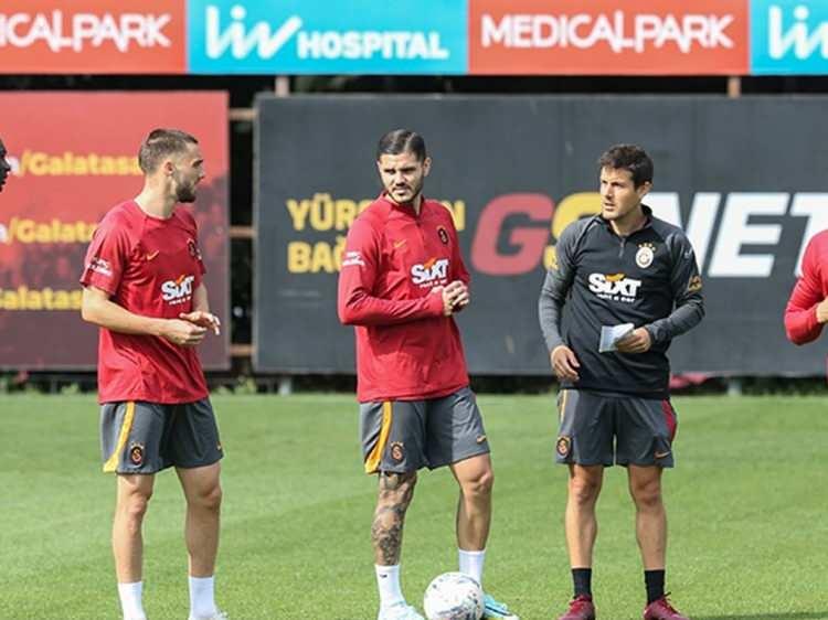 <p><strong>"ARDA'YA KARŞI SABIRLI OLMAK GEREK"</strong><br />
<br />
Garcia, sözlerinin devamında Real Madrid'in genç futbolculara nasıl davranması gerektiğini bilen bir kulüp olduğunu ifade etti ve konuşmasına şöyle devam etti:</p>