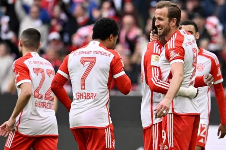 <p>11- Bayern Münih - Almanya</p>
