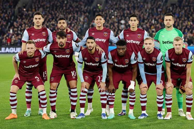 <p>15- West Ham United - İngiltere</p>