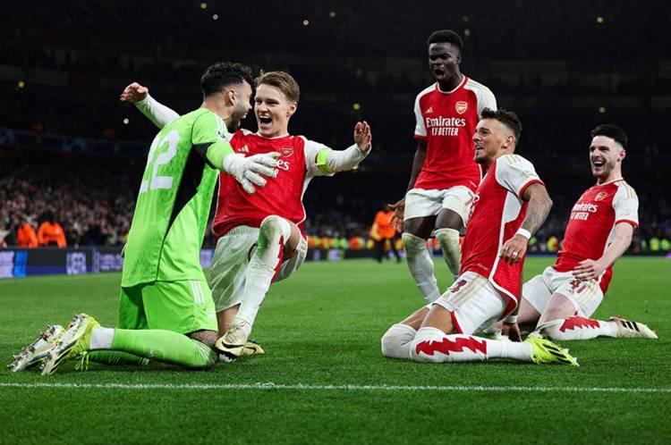 <p>18- Arsenal - İngiltere</p>
