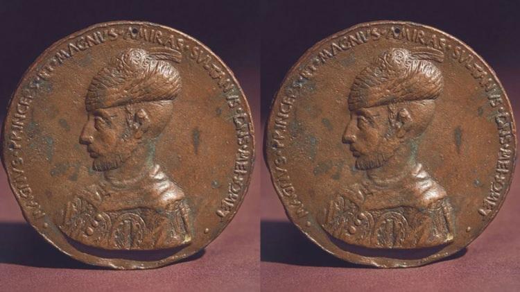 <p>Bonhams, Fatih Sultan Mehmet'in şehzadeliğinde yapıldığı belirtilen ve üzerinde "Büyük Prens, Büyük Emir, Sultan Mehmet Efendi" ifadelerinin yazılı olduğu madalyonu 1450'ye tarihliyor.</p>
<p> </p>
<p> </p>