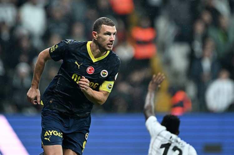 <p>1 - Edin Dzeko (Fenerbahçe) | 18 gol</p>
