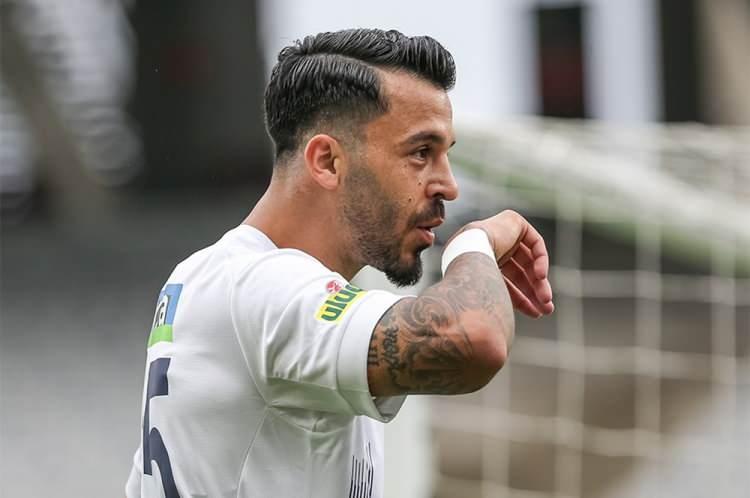 <p>5 - Aytaç Kara (Kasımpaşa) | 13 gol </p>