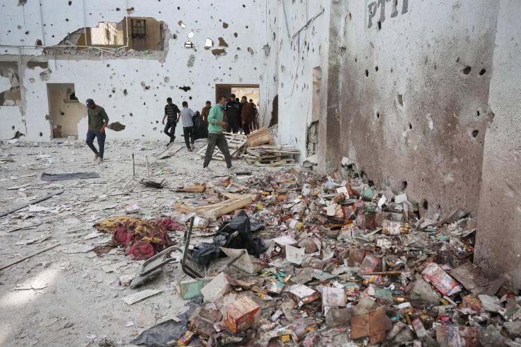 <p>İsrail ordusunun Gazze'de 224'ünü tümüyle yıktığı 290 camiye zarar verdiği ve 3 kiliseyi hedef alarak yıkımına neden olduğu bildirildi.</p>
<p> </p>