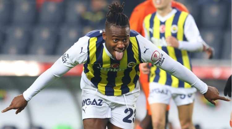 <p>MİCHY BATSHUAYİ - MAAŞ: 3 MİL. €</p>
