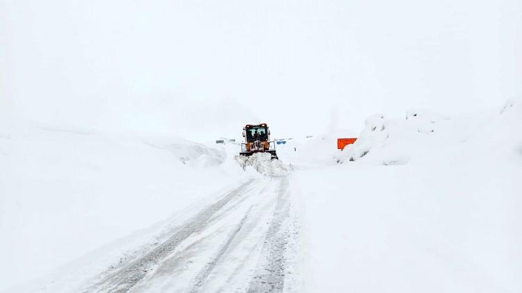 <p><strong>​</strong>Yetkililer, halkın &ccedil;ığ d&uuml;şme riskine karşı dikkatli olması konusunda uyarıda bulundu.</p>
