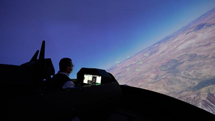 <p>Organize sanayi b&ouml;lgelerimizi b&uuml;y&uuml;tt&uuml;k. Sadece son pandemi d&ouml;neminde bile 40 bin ilave istihdam oluşturduk. Yeni organize sanayi b&ouml;lgeleri kuracağız, yeni end&uuml;stri merkezleri oluşturacağız ve Kayseri'yi hep birlikte T&uuml;rkiye Y&uuml;zyılı'na daha g&uuml;&ccedil;l&uuml; şekilde hazırlayacağız.</p>

<p>&nbsp;</p>
