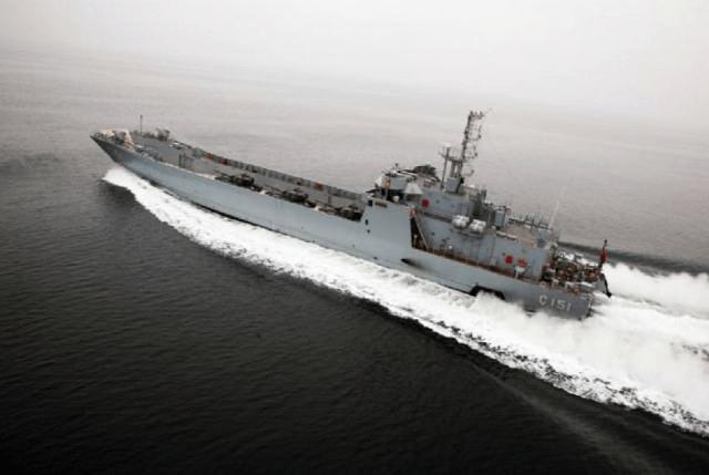 <p><strong>SÜRATLİ AMFIBI GEMI (LCT)</strong></p>