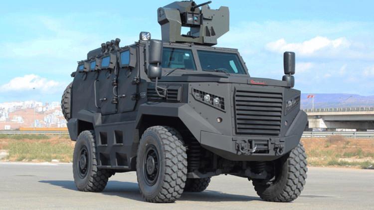 <p><strong>HIZIR II 4X4 TAKTIK TEKERLEKLI ZIRHLI ARAÇ</strong></p>
