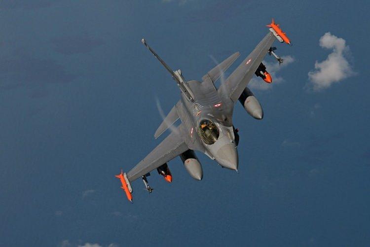 <p><strong>GÖKTUĞ BOZDOĞAN VE GÖKDOĞAN HAVA-HAVA FÜZESI</strong></p>