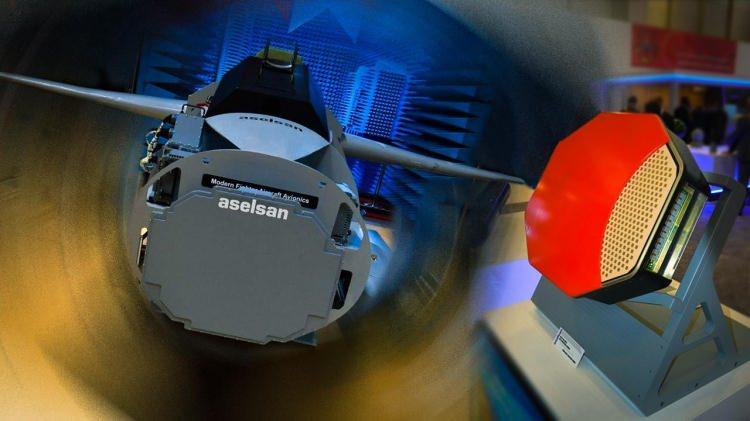 <p><strong>AESA RADAR</strong></p>
