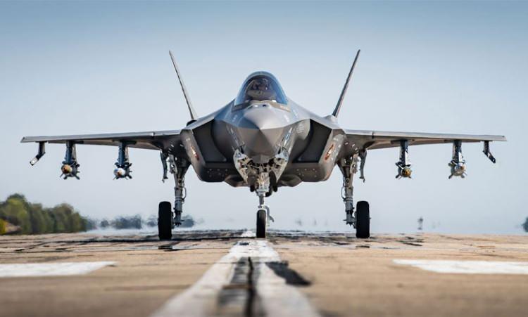 <p>F-35'lere ilişkin 'tam ölçekli üretim' kararı alınmasının ardından Ankara ile Washington arasındaki temas trafiğinin artması dikkat çekiyor.</p>
