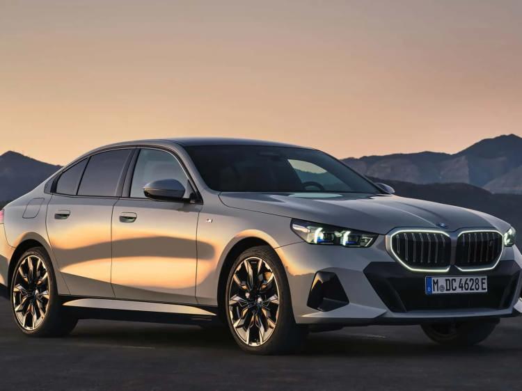 <p><strong><span style="color:#B22222">YÜZDE 1,6'SI </span>BMW,</strong></p>