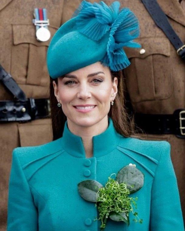 <p>Kensington Sarayı tarafından yapılan açıklamada ise Galler Prensesi'nin ne tür bir kansere yakalandığı veya kanserin hangi aşamada olduğu konusunda ayrıntıların paylaşılmayacağı ifade edildi. Sosyal medyada ise Middleton'un meme kanserine yakalandığı iddia ediliyor.</p>

<p> </p>

