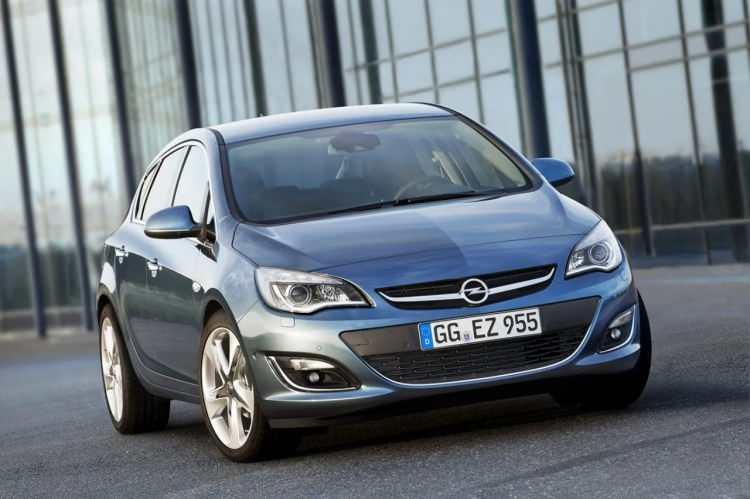<p><strong>7- Opel Astra |</strong></p>
<p> </p>
<p>448.849</p>