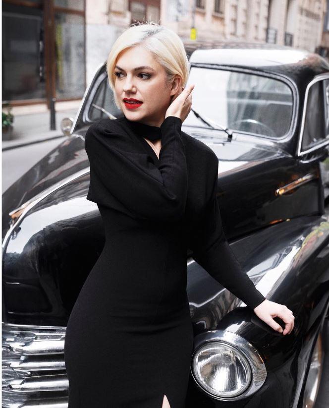 <p><span style="color:#B22222"><strong>KENDİ KIYMETİMİZİ BİLMİYORUZ</strong></span></p>

<p> </p>

<p> </p>
