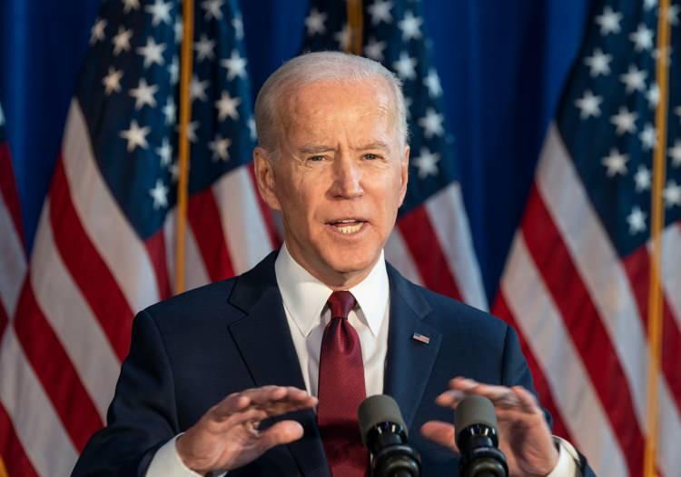 <p>Bunun üzerine konuşmasına bir süre ara veren Biden, "Hakları var, Gazze'ye çok daha fazla (sağlık) yardımı götürmeliyiz." ifadesini kullandı.</p>