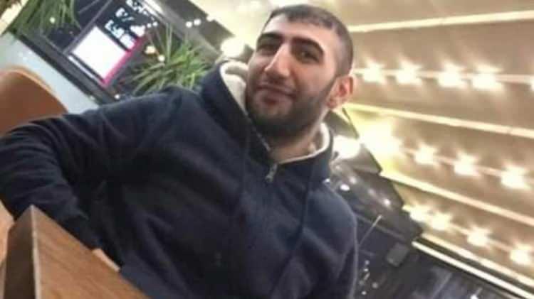 <p>Olay yerinde yapılan incelemelerde intihar eden kişinin Uğur Falay (35) olduğu belirlendi. Yankesicilik, uyuşturucu madde kullanımı, kasten yaralama, hırsızlık gibi su&ccedil;lardan toplam 20 adet su&ccedil; kaydı olduğu &ouml;ğrenilen Falay'ın cezaevinden izinli &ccedil;ıktığı ve bug&uuml;n izninin bittiği belirlendi.</p>
