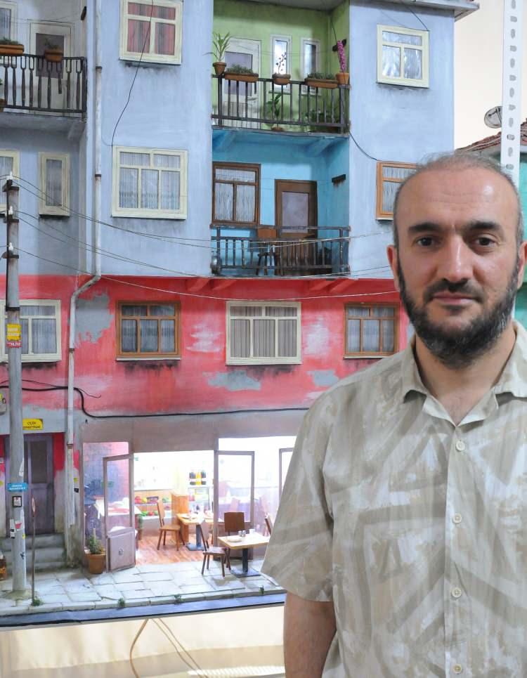 <p>Kuş, <strong>“Dükkanıma bir gün arkadaşım gelmişti. Aslında bütün hikayem bir çöp şişle başladı. </strong></p>