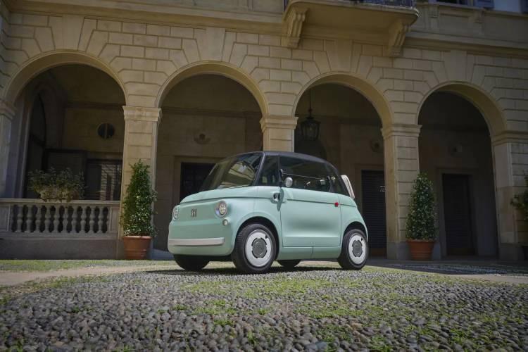 <p>- Fiat Topolino: <strong>449.500 TL</strong></p>
<p> </p>
<p>- Fiat Topolino Plus Paket: <strong>479.900 TL</strong></p>