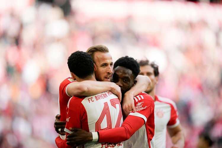 <p>6- Bayern Munih - Almanya Bundesliga<br />
<br />
<br />
* Futbolculara ödediği maaş: 416 Milyon euro</p>

