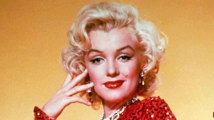 <p>Müzayedede Marilyn Monroe'nun pek çok kıyafeti de yer alıyor. </p>
<p> </p>