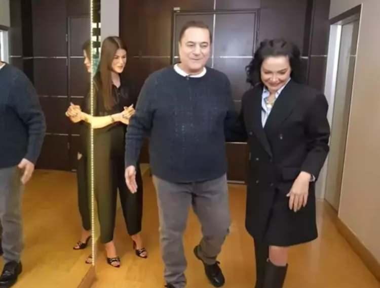 <p>Programın yayınlanmasından kısa bir süre sonra sosyal medyada gündem olan ünlü şovmen, lüks villasıyla adeta yorum yağmuruna tutuldu. </p>
