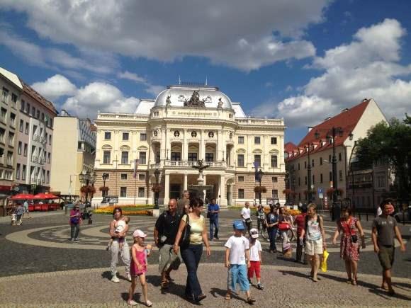 <p><strong>3. Bratislava, Slovakya</strong></p>
<p> </p>