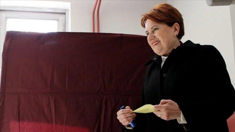 <p>İYİ Parti Genel Başkanı Meral Akşener, Ankara Bilkent'te Emlak Bankası Ortaokulu'nda sandığa gidecek.</p>

<p>&nbsp;</p>
