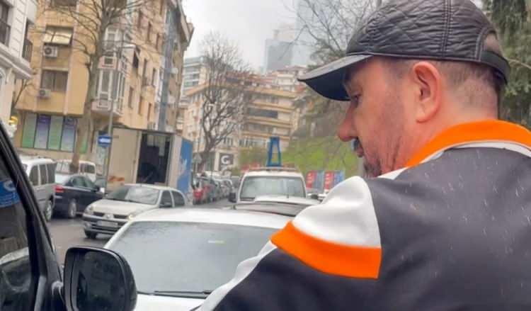 <p>Bülent Cihantimur adli kontrol uygulaması kapsamında işlemleri için Şişli Polis Merkezi’ne geldi.</p>
