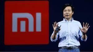 <p>Xiaomi'nin milyarder kurucu ortağı ve CEO'su Lei Jun için lansman olağanüstü bir başarıya işaret ediyor: Şirketin elektrikli aracı (EV), şirketinin tüketici elektroniğinin ötesinde EV'lere girdiğini söylemesinden sadece üç yıl sonra satışa çıkmayı başardı.</p>
