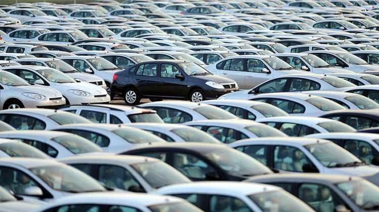 <p>Pazar liderliğini koruyan Renault, yılın ilk üç ayında geçen yıla göre satışlarını yüzde 93 artırarak 32 bin 24 araç sattı.</p>

<p> </p>

