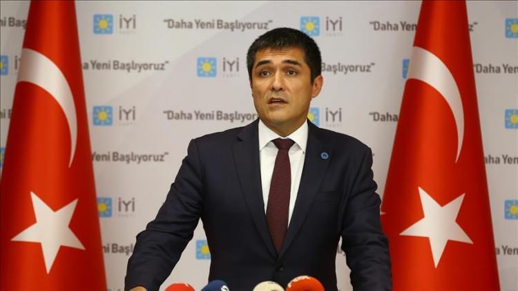 <p>İstanbul milletvekili Mehmet Satuk Buğra Kavuncu İstanbul Büyükşehir Belediye Başkanlığı için aday olmuştu.</p>