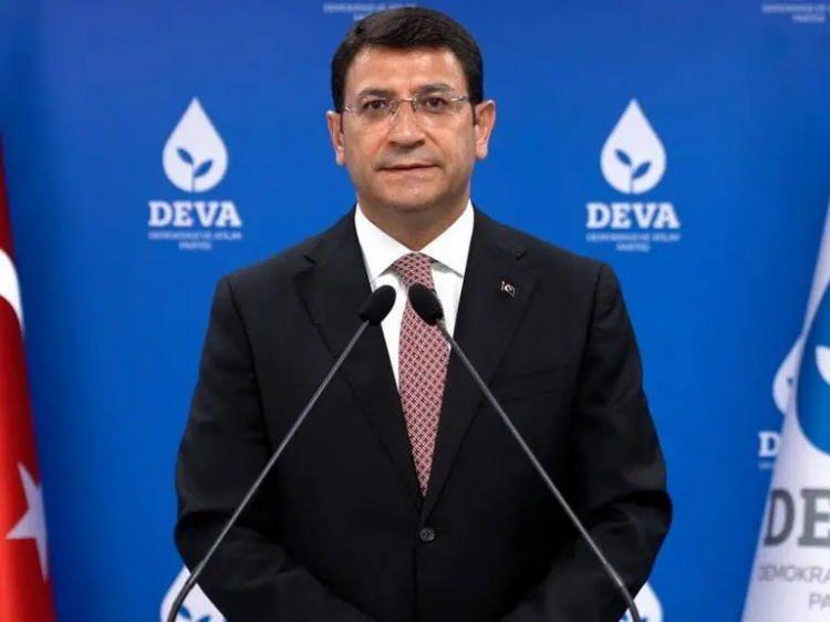 <p>Ankara Milletvekili İdris Şahin, İstanbul B&uuml;y&uuml;kşehir Belediyesi Başkanlığı i&ccedil;in aday olmuştu.&nbsp;</p>
