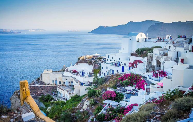 <p>İşte Türkiye'den Yunanistan'a 7 günlük turist vizesiyle girebileceğiniz 10 ada...</p>